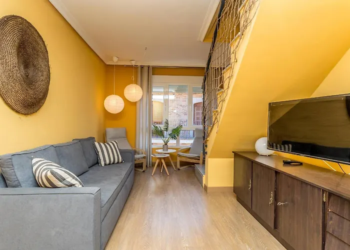Baruhaus Terraza Duplex Apartment